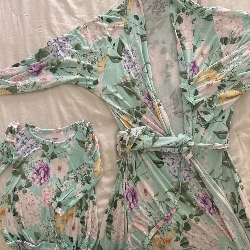 Posh peanut Floral Mint Green Robe and Baby Outfit Set